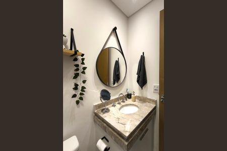 Apartamento à venda com 77m², 3 quartos e 2 vagasBanheiro