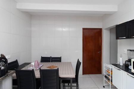 Casa à venda com 410m², 3 quartos e 2 vagasCozinha