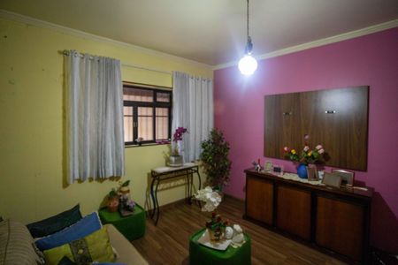 Casa à venda com 337m², 4 quartos e 7 vagasSala de Estar