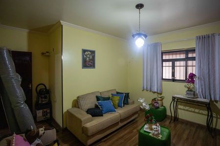 Casa à venda com 337m², 4 quartos e 7 vagasSala de Estar