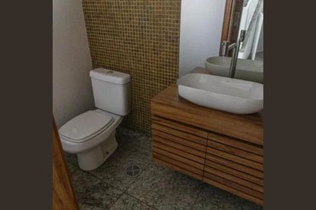 Casa de condomínio à venda com 135m², 4 quartos e 4 vagas Casa de condomínio à venda com 135m², 4 quartos e 4 vagasFoto 15