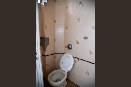 Apartamento à venda com 68m², 2 quartos e 1 vaga Apartamento à venda com 68m², 2 quartos e 1 vagaBanheiro de serviço