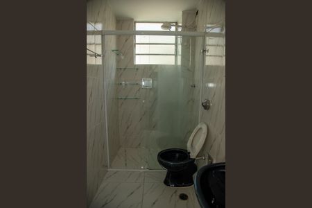 Apartamento à venda com 68m², 2 quartos e 1 vaga Apartamento à venda com 68m², 2 quartos e 1 vagaBanheiro