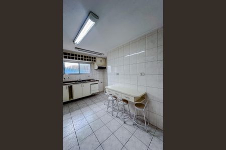 Apartamento à venda com 94m², 2 quartos e 1 vagaCozinha