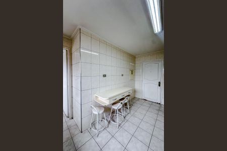 Apartamento à venda com 94m², 2 quartos e 1 vagaCozinha