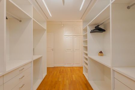 Apartamento à venda com 148m², 2 quartos e 3 vagasSuíte 2