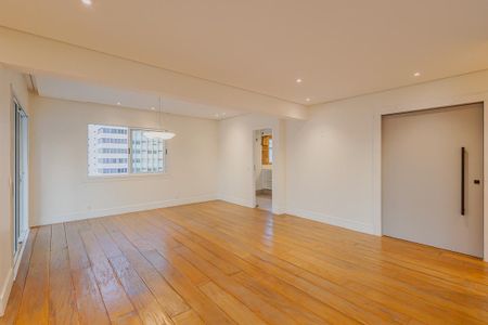 Apartamento à venda com 148m², 2 quartos e 3 vagasSala