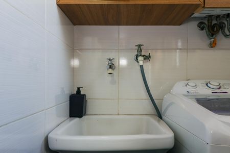 Apartamento à venda com 60m², 2 quartos e 1 vagaÁrea de Serviço