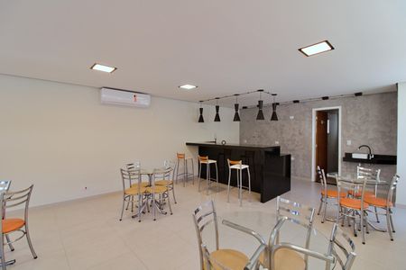 Apartamento à venda com 60m², 2 quartos e 1 vagaÁrea comum