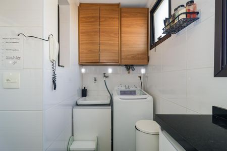 Apartamento à venda com 60m², 2 quartos e 1 vagaÁrea de Serviço