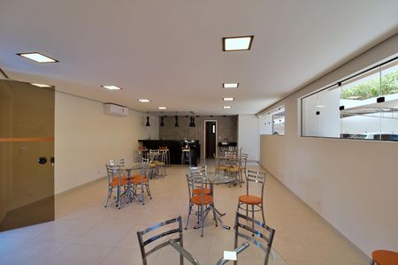 Apartamento à venda com 60m², 2 quartos e 1 vagaÁrea comum - Salão de festas