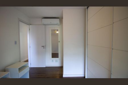 Apartamento à venda com 90m², 3 quartos e 2 vagas Apartamento à venda com 90m², 3 quartos e 2 vagasSuíte 1