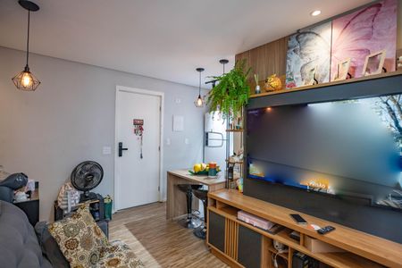 Apartamento à venda com 43m², 2 quartos e 1 vaga Apartamento à venda com 43m², 2 quartos e 1 vagaSala