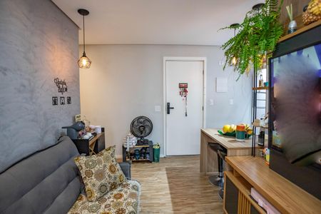 Apartamento à venda com 43m², 2 quartos e 1 vaga Apartamento à venda com 43m², 2 quartos e 1 vagaSala