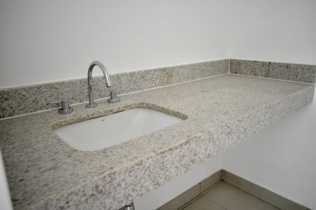 Studio para alugar com 27m², 1 quarto e sem vaga Studio para alugar com 27m², 1 quarto e sem vagaStudio Banheiro