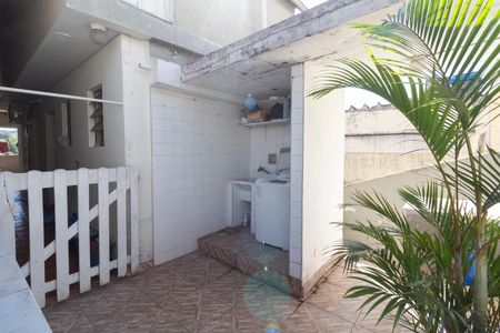Casa para alugar com 45m², 1 quarto e sem vaga