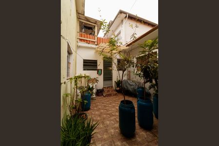 Casa à venda com 419m², 8 quartos e 9 vagasCasa 2