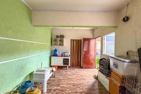 Casa à venda com 187m², 2 quartos e 2 vagasQuarto de Serviço