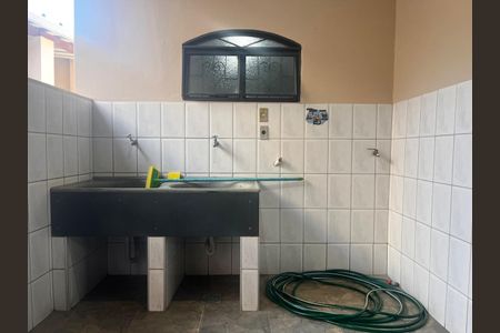 Casa à venda com 355m², 3 quartos e 4 vagas Casa à venda com 355m², 3 quartos e 4 vagasÁrea de Serviço