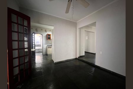 Casa à venda com 355m², 3 quartos e 4 vagas Casa à venda com 355m², 3 quartos e 4 vagasSala de Jantar