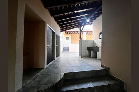 Casa à venda com 355m², 3 quartos e 4 vagas Casa à venda com 355m², 3 quartos e 4 vagasÁrea de Serviço