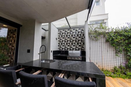 Casa de condomínio para alugar com 280m², 3 quartos e sem vaga Casa de condomínio para alugar com 280m², 3 quartos e sem vagaQuintal