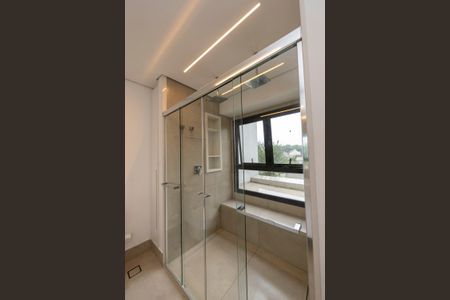 Casa de condomínio para alugar com 280m², 3 quartos e sem vaga Casa de condomínio para alugar com 280m², 3 quartos e sem vagaBanheiro da Suíte 2