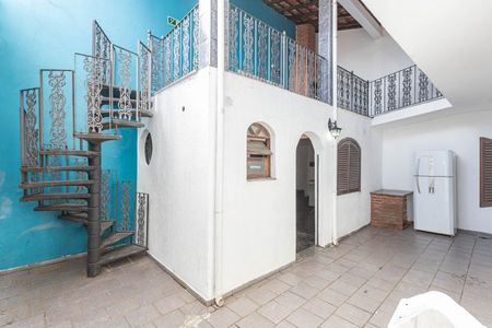 Casa à venda com 180m², 5 quartos e sem vagaÁrea de Serviços