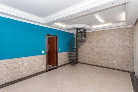 Casa à venda com 180m², 5 quartos e sem vagaSala