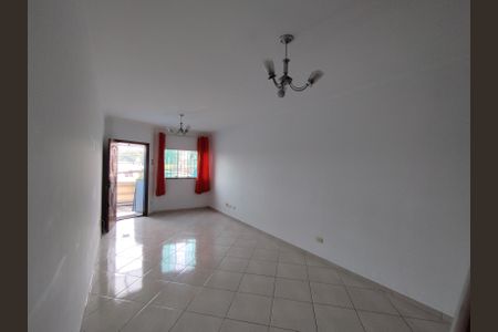 Casa para alugar com 110m², 3 quartos e 2 vagasSala