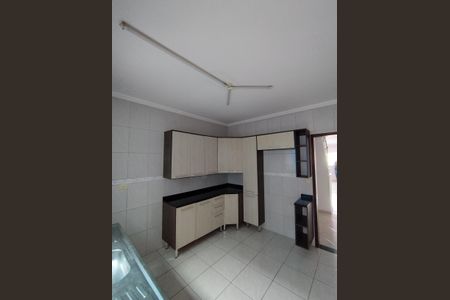 Casa para alugar com 110m², 3 quartos e 2 vagasCozinha - Armários