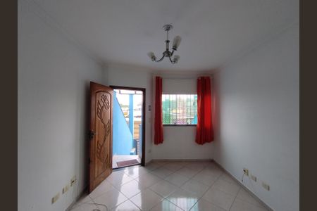 Casa para alugar com 110m², 3 quartos e 2 vagasSala