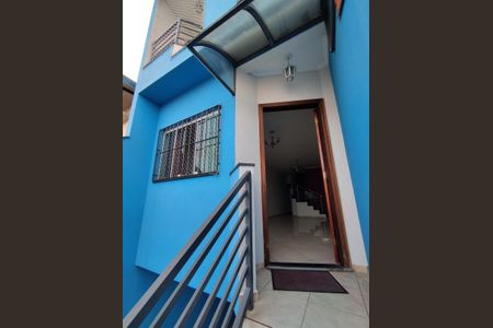 Casa para alugar com 110m², 3 quartos e 2 vagasEntrada