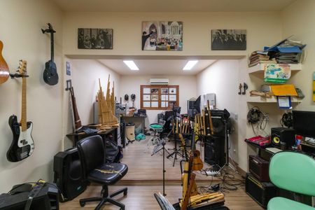 Casa para alugar com 350m², 4 quartos e 4 vagas Casa para alugar com 350m², 4 quartos e 4 vagasQuarto 3