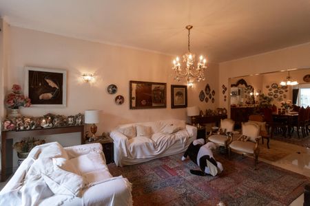 Casa para alugar com 350m², 4 quartos e 4 vagas Casa para alugar com 350m², 4 quartos e 4 vagasSala