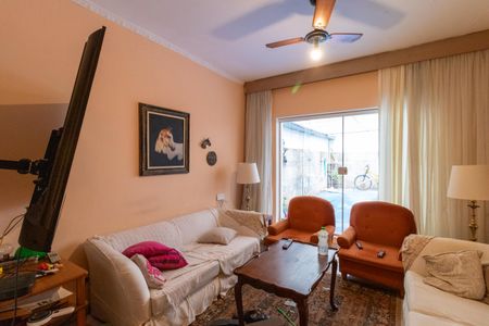 Casa para alugar com 350m², 4 quartos e 4 vagas Casa para alugar com 350m², 4 quartos e 4 vagasSala de TV