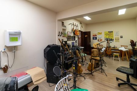 Casa para alugar com 350m², 4 quartos e 4 vagas Casa para alugar com 350m², 4 quartos e 4 vagasQuarto 3