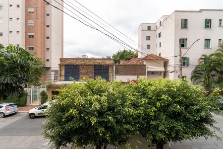 Casa para alugar com 350m², 4 quartos e 4 vagas Casa para alugar com 350m², 4 quartos e 4 vagasVista do Quarto 1