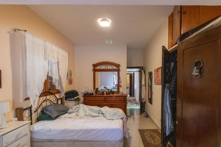 Casa para alugar com 350m², 4 quartos e 4 vagas Casa para alugar com 350m², 4 quartos e 4 vagasSuíte