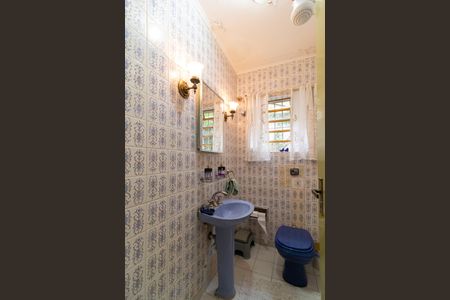 Casa para alugar com 350m², 4 quartos e 4 vagas Casa para alugar com 350m², 4 quartos e 4 vagasLavabo