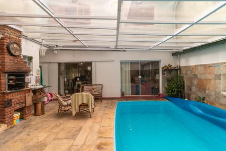 Casa para alugar com 350m², 4 quartos e 4 vagas Casa para alugar com 350m², 4 quartos e 4 vagasPiscina/Churrasqueira