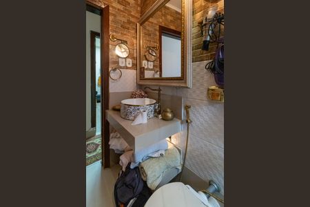 Casa para alugar com 350m², 4 quartos e 4 vagas Casa para alugar com 350m², 4 quartos e 4 vagasBanheiro