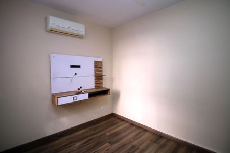 Apartamento à venda com 79m², 2 quartos e 1 vagaQuarto 2