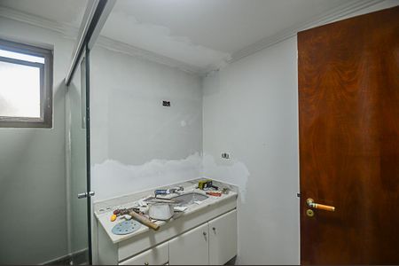 Apartamento à venda com 185m², 3 quartos e 2 vagasBanheiro da Suíte