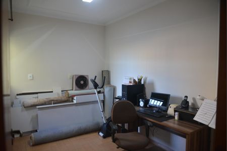 Casa à venda com 191m², 3 quartos e 3 vagasQuarto 2