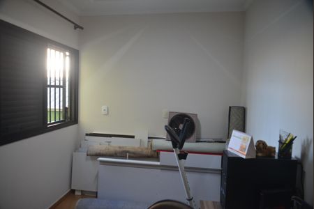 Casa à venda com 191m², 3 quartos e 3 vagasQuarto 4