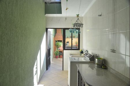 Casa à venda com 191m², 3 quartos e 3 vagasÁrea de Serviço