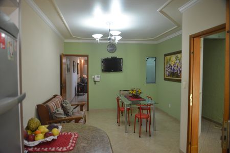 Casa à venda com 191m², 3 quartos e 3 vagasCozinha