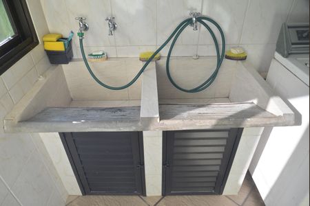 Casa à venda com 191m², 3 quartos e 3 vagasÁrea de Serviço