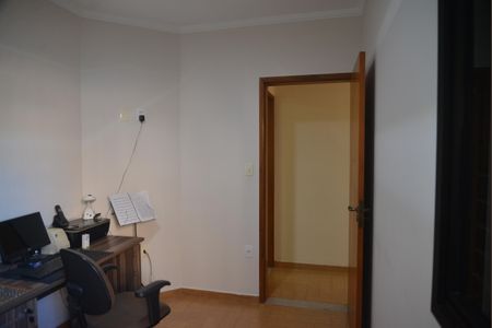 Casa à venda com 191m², 3 quartos e 3 vagasQuarto 2